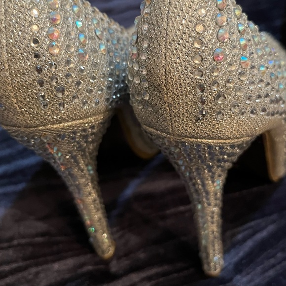 Shrek silver bling shimmery gem stone Rhinestone heels formal attire to shine on - Picture 13 of 16